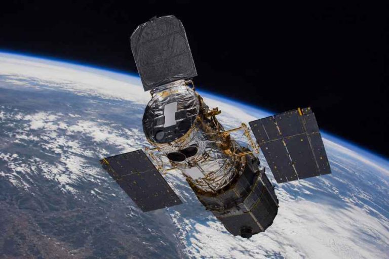 Une mission de sauvetage inédite pour préserver le télescope spatial Swift